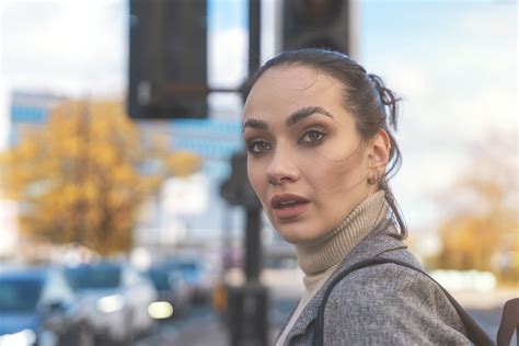 s pankbang.com|Woman Stops at Traffic Light, Shocked at What Stranger Is.